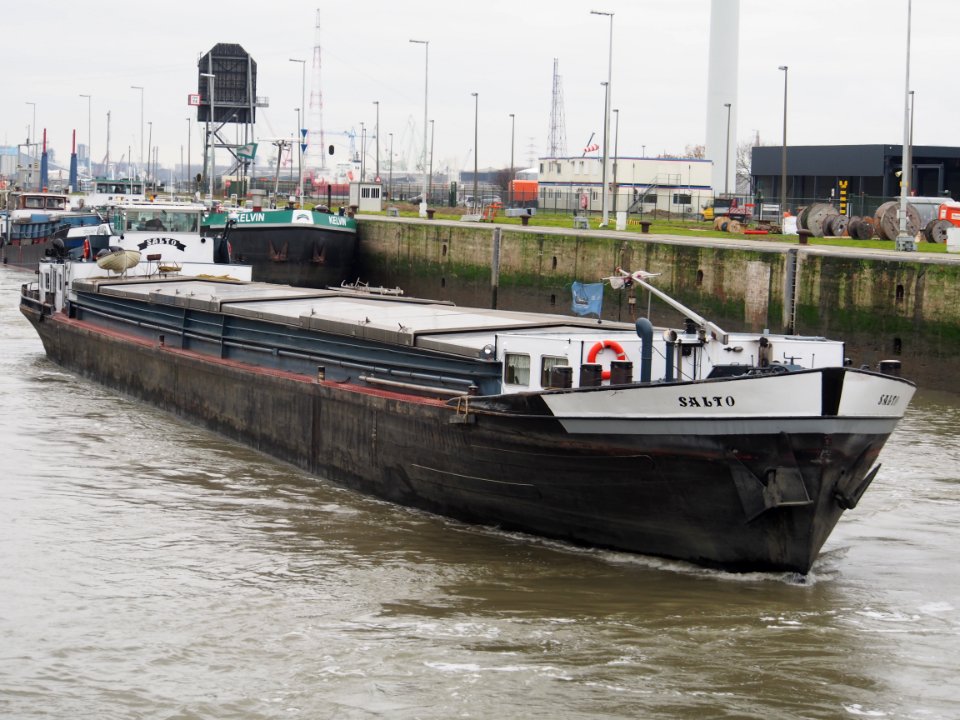 Salto (ship, 1962) ENI 02316261 Boudewijnsluis Port of Antwerp pic2