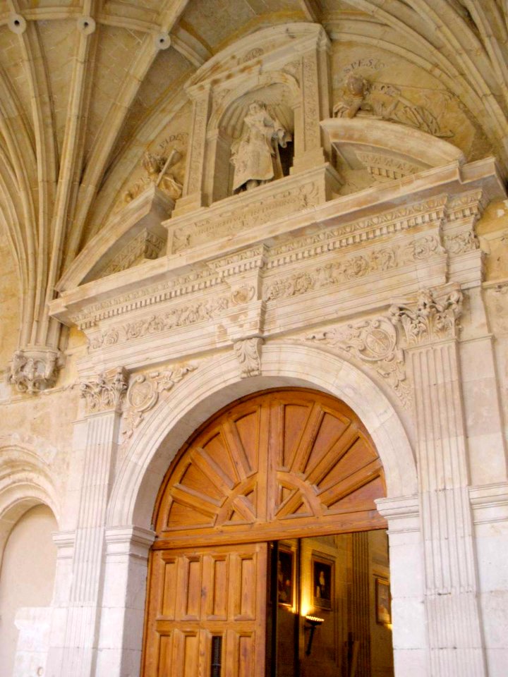Salamanca - Convento de San Esteban, claustro 14
