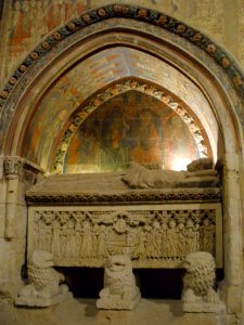 Salamanca - Catedral Vieja, sepulcros del transepto sur 08