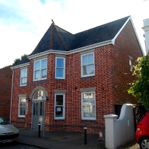 Salvation Army Hall, Parchment Street, Winchester (June 2019) (2)