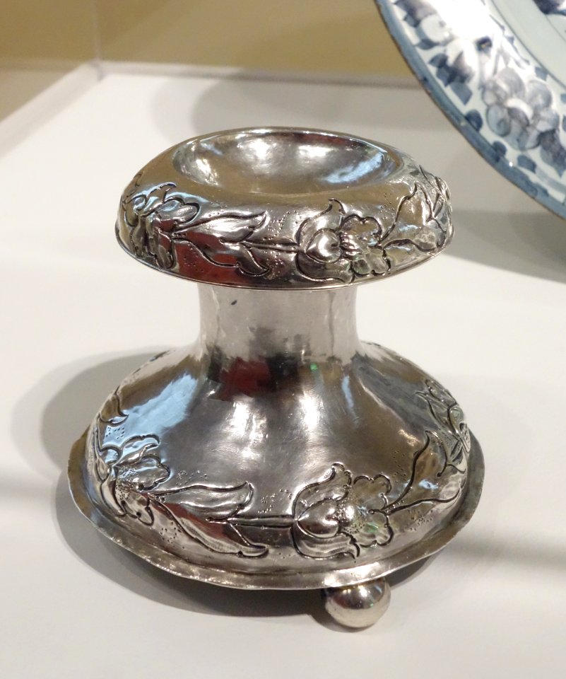 Salt by Jocobus Vander Spiegel (1668-1708), New York, c. 1690, silver - Brooklyn Museum - DSC09099