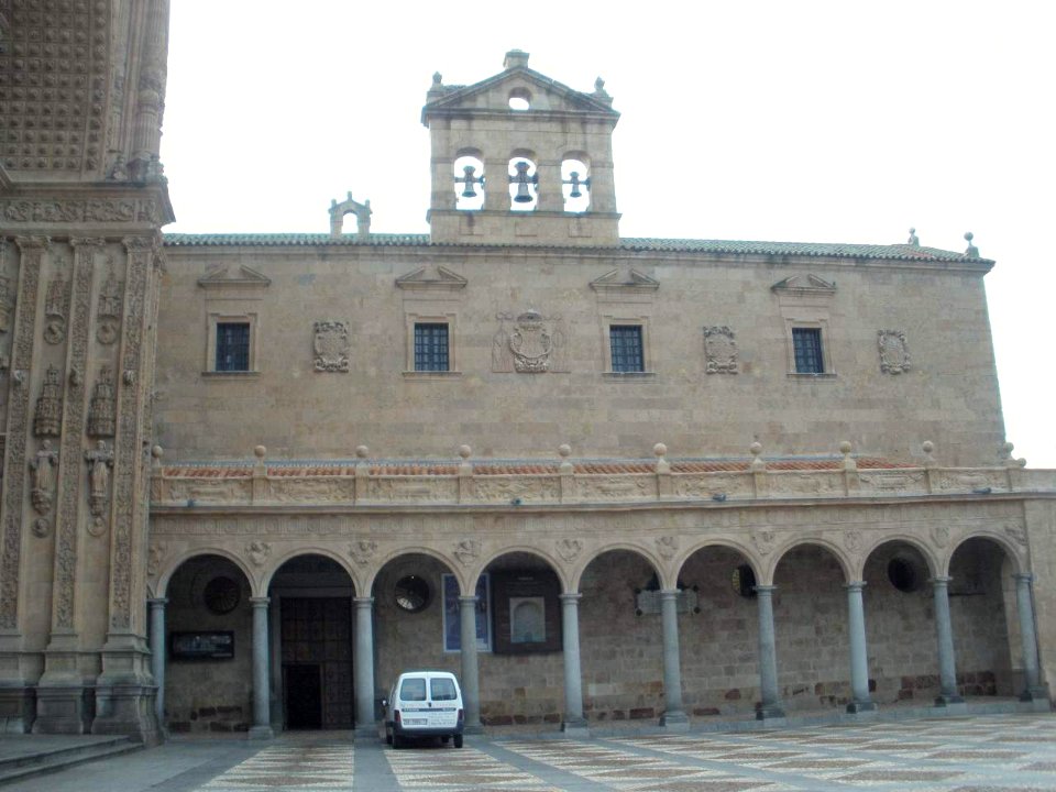Salamanca - Convento de San Esteban, exterior 10