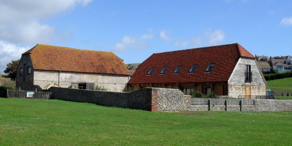 Saltdean Barn, Saltdean Park, Saltdean (NHLE Code 1380904) (August 2010)
