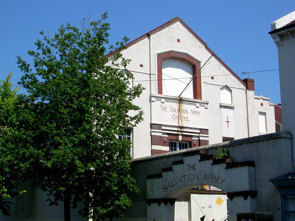 Salvation Army Citadel, Conway Street, Hove (June 2007)