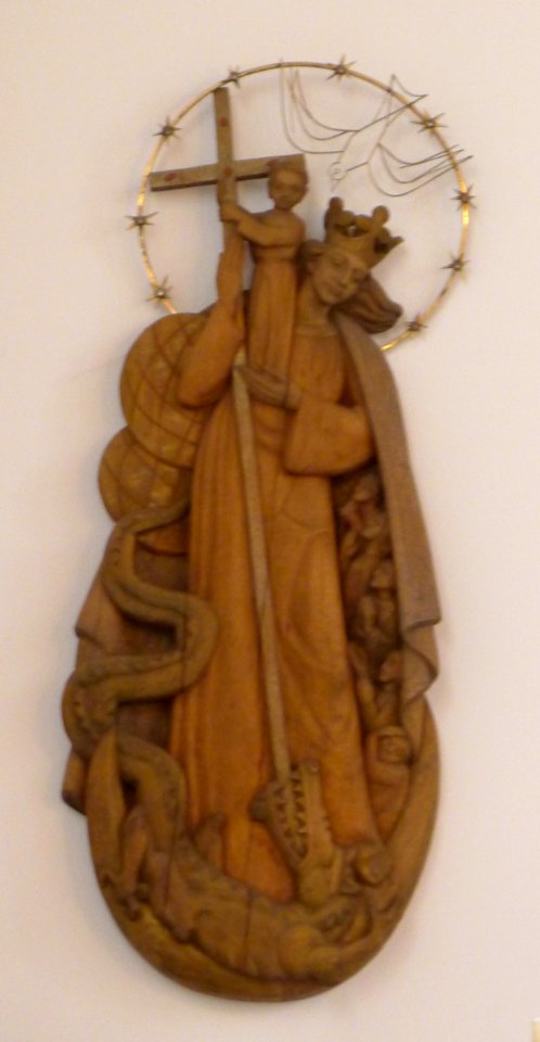 Salvator (Berlin-Schmargendorf) Holzrelief der Maria
