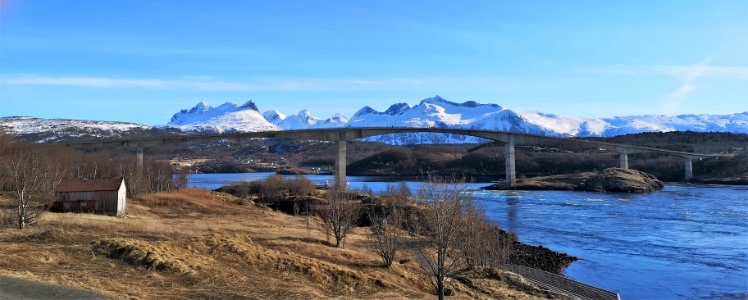 Saltstraumen bru om våren