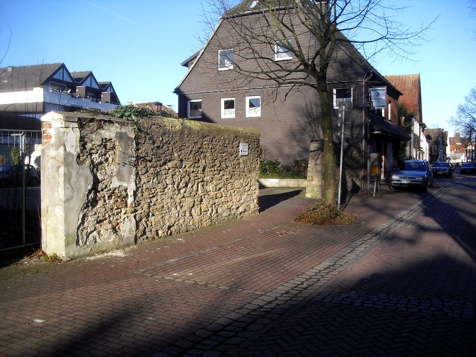 Salzkotten-Rest Stadtmauer Klingelstrasse