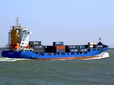 Samskip Express p3 approaching Port of Rotterdam 19-Apr-2007