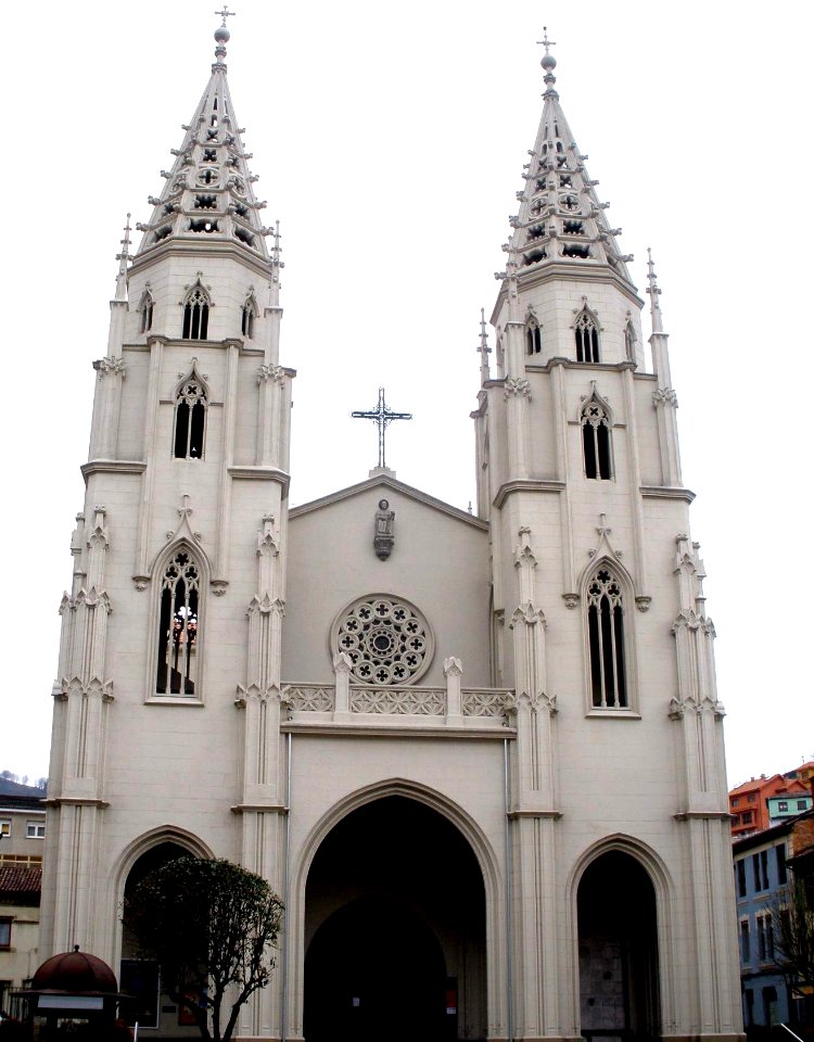 Sama (Langreo) - Iglesia de Santiago Apóstol 04