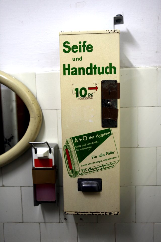 Sammersee 2014 Festival Handtuch- und Seifenautomat