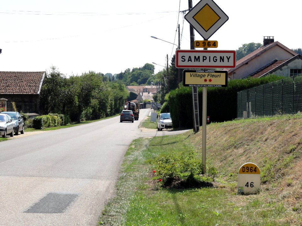 Sampigny (Meuse) city limit sign