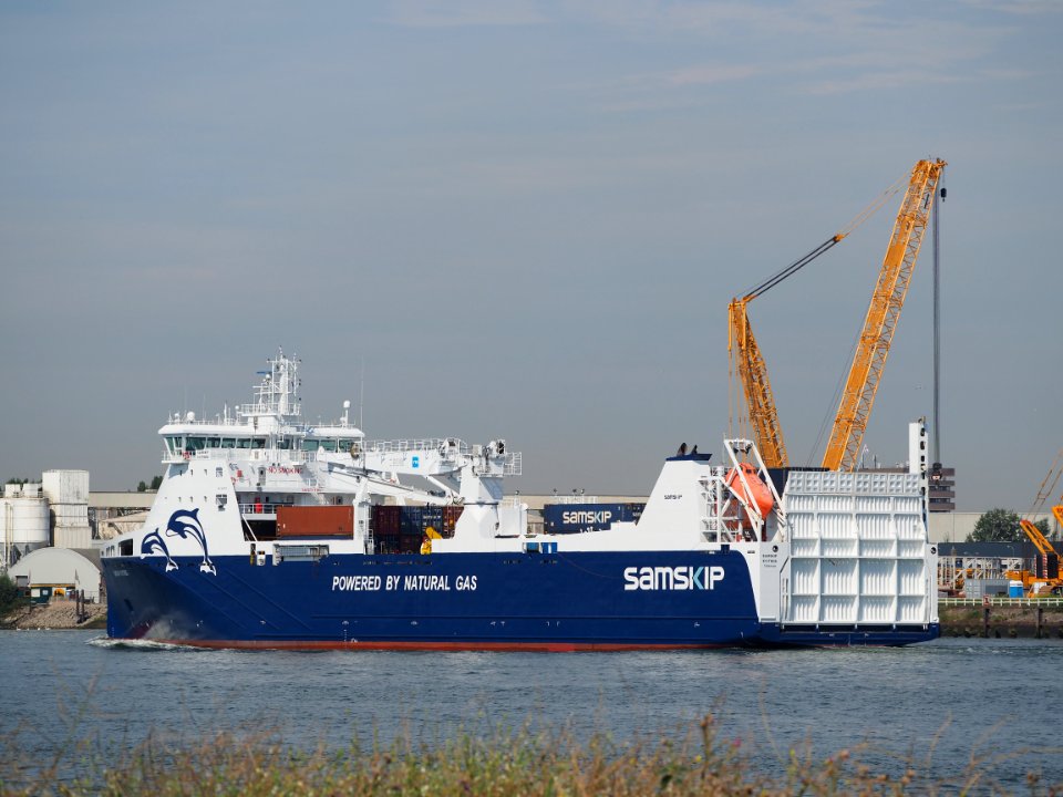 Samskip Kvintos (ship, 2015) IMO 9642576, Port of Rotterdam pic3