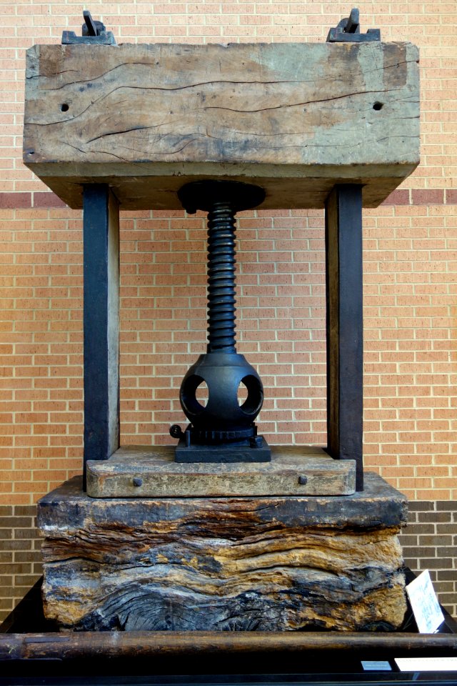 Samson paper press, 1790, used in the mill of Hodgkinson and Company, Wookey Hole, Somersetshire, England until the early 20th century - Robert C. Williams Paper Museum - DSC00728
