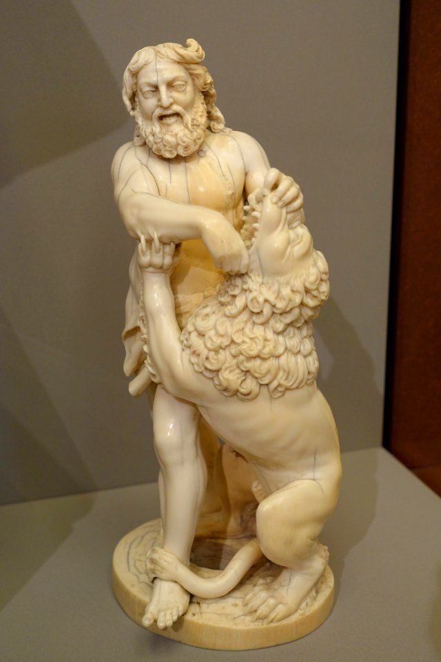 Samson Ripping Apart the Lion's Jaw, style of Leonard Kern, 1633-1666 AD, ivory - Bode-Museum- DSC02421