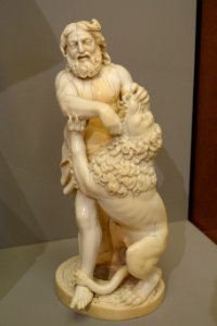 Samson Ripping Apart the Lion's Jaw, style of Leonard Kern, 1633-1666 AD, ivory - Bode-Museum- DSC02421