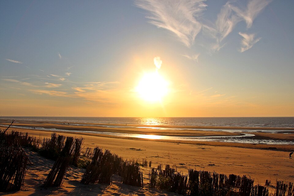 Sea sun and sea afterglow