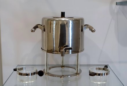Samovar by Marianne Brandt, 1925, nickel silver, ebony, glass, and Tea glass holders by Josef Albers, 1925, chrome-plated steel and ebony - Busch-Reisinger Museum - Harvard University - DSC01622