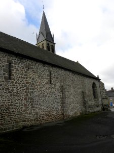 Saint-Hilaire-des-Landes (35) Église 01