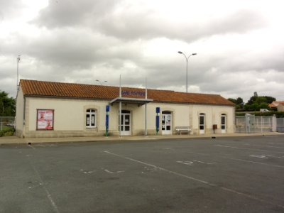 Saint-Jean-d'Angély (Charente-Maritime) gare routière