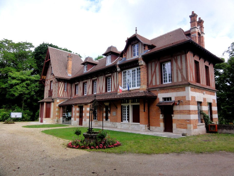 Saint-Hilaire-Saint-Mesmin (Loiret) Mairie