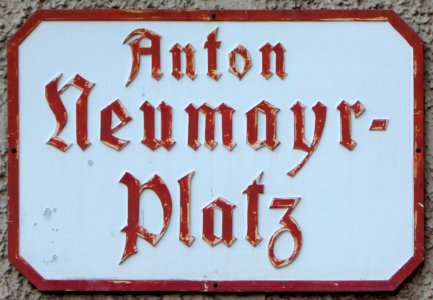 Salzburg, Straßenschild Anton-Neumayr-Platz, 1
