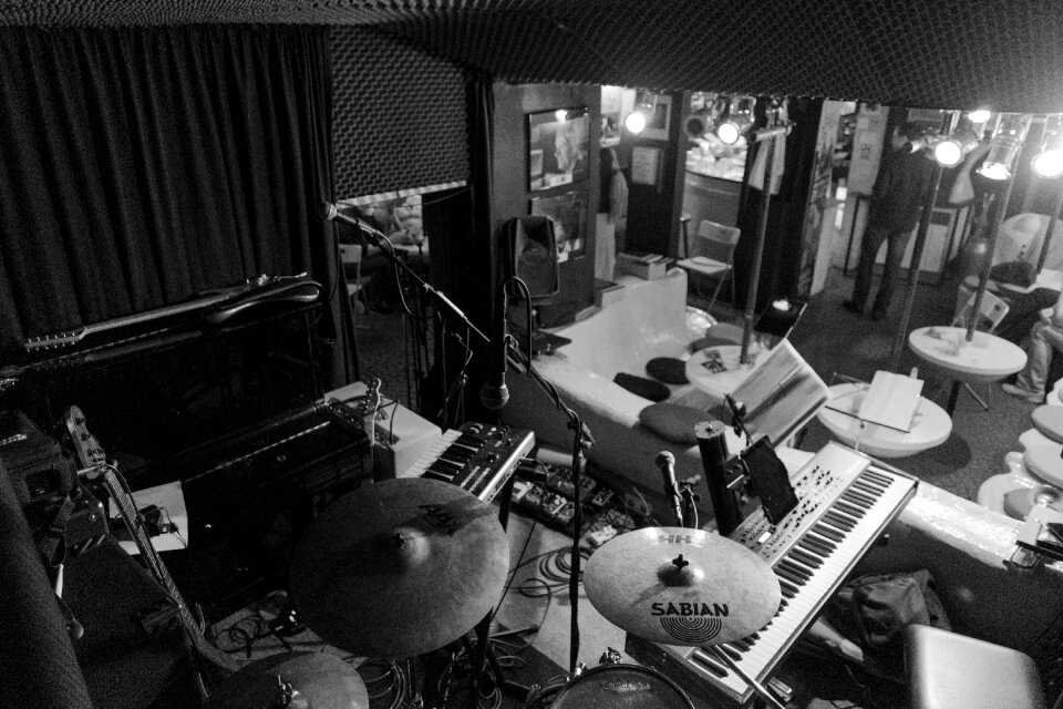 Keyboard guitar bass