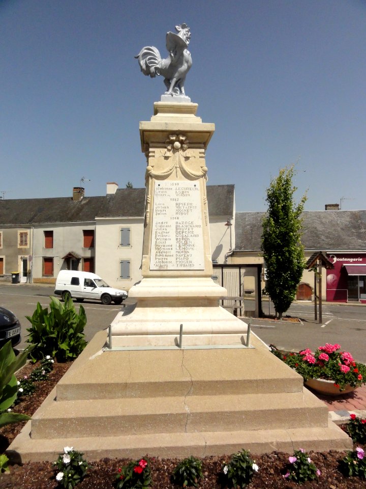 Saint-Jean-d'Assé (Sarthe) monument aux morts (03)