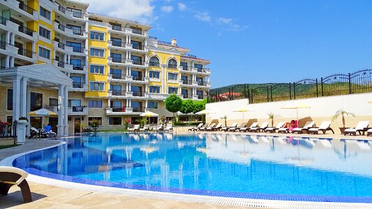Apartment complex pool florence villa