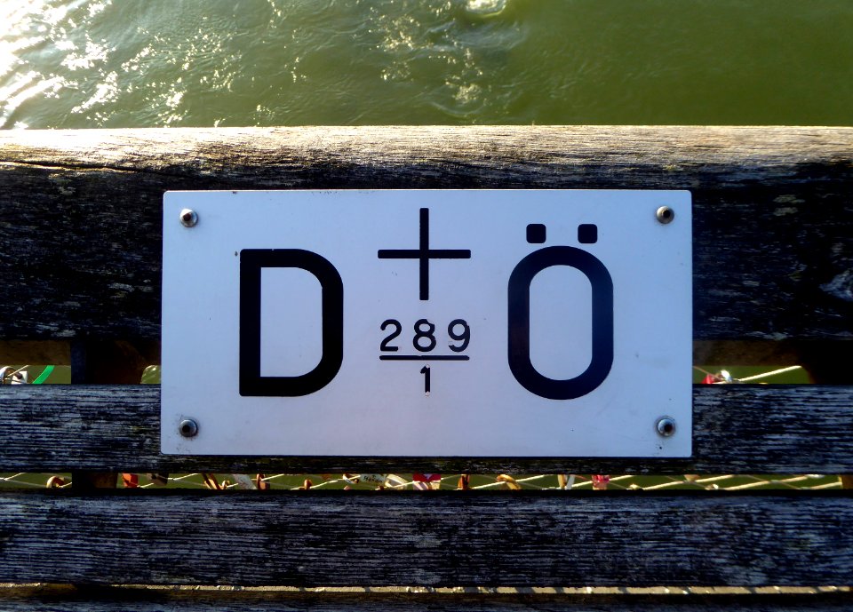Salzach, Europasteg, Grenzmarkierung, 1