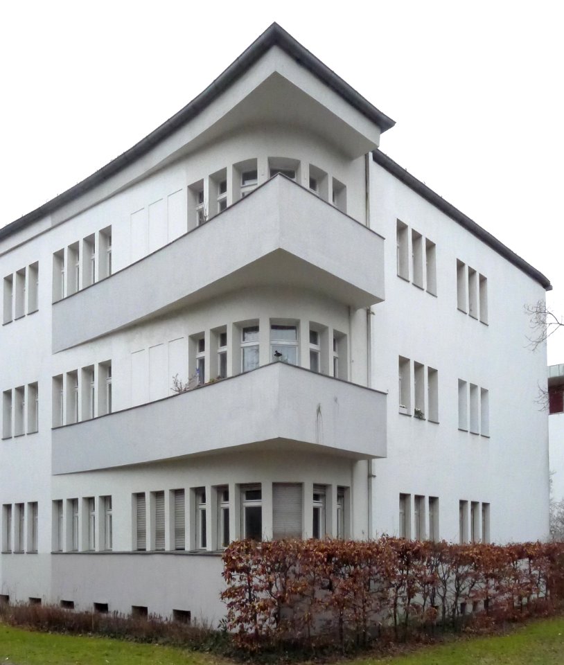 Salzbrunner Straße 25