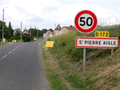 Saint-Pierre-Aigle (Aisne) city limit sign