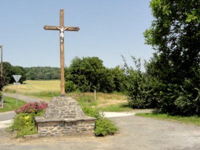 Saint-Rémy-de-Sillé (Sarthe) calvaire D27 ouest