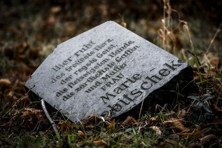 Cemetery tomb graves
