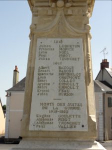 Saint-Jean-d'Assé (Sarthe) monument aux morts (04)