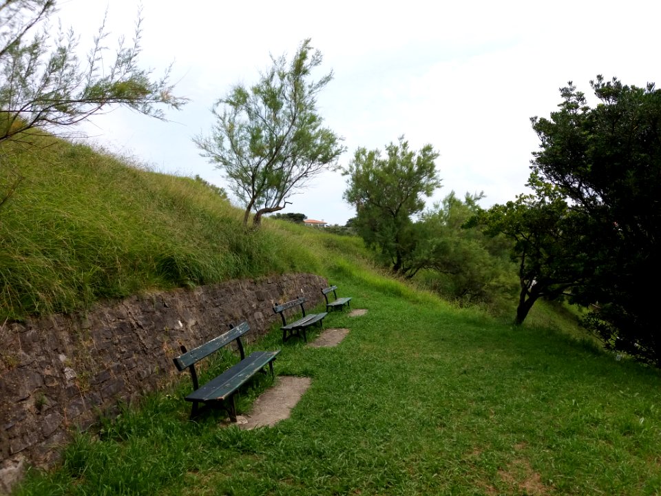 Saint-Jean-de-Luz - Colline Sainte-Barbe - Bancs