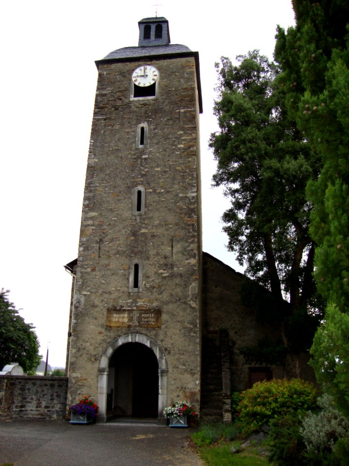 Saint-Goin (Pyr-Atl, Fr) tour de l'église