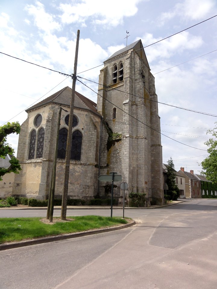 Saint-Péravy (Outarville, Loiret) Église