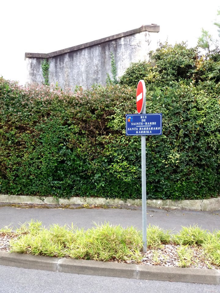 Saint-Jean-de-Luz - Rue de Saint-Barbe - Plaque