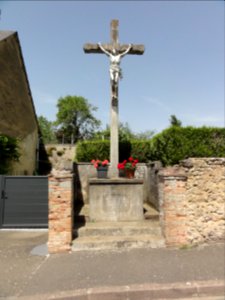 Saint-Jean-d'Assé (Sarthe) croix de mission