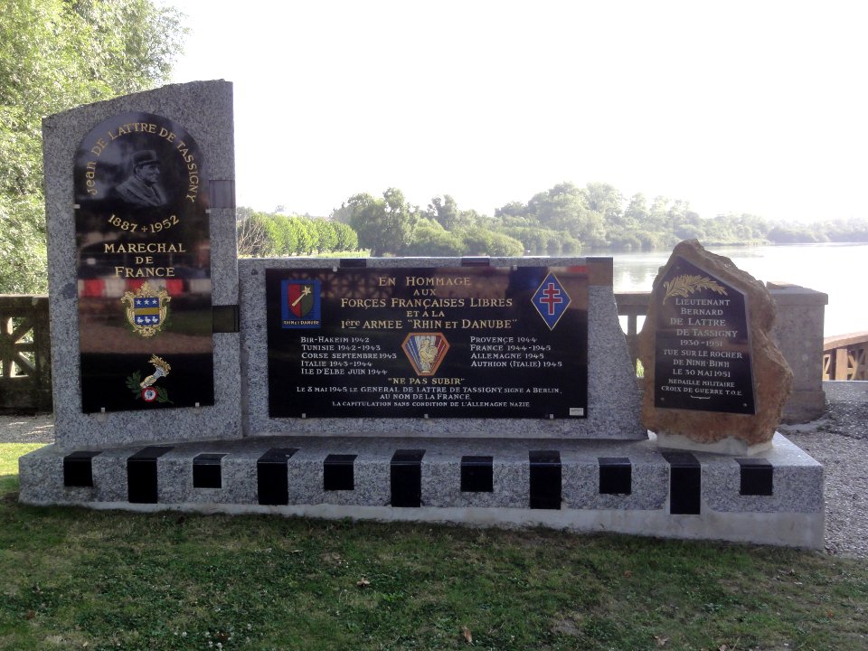 Saint-Quentin (Aisne) monument Marechal de Lattre de Tassigny