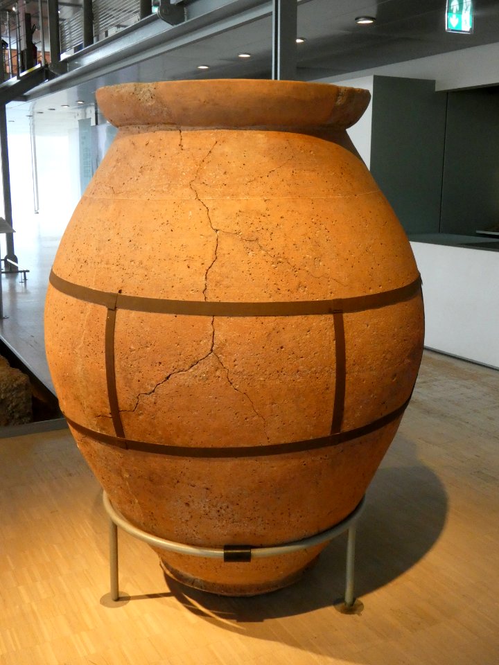 Saint-Romain-en-Gal - Musée gallo-romain - Dolium en terre cuite