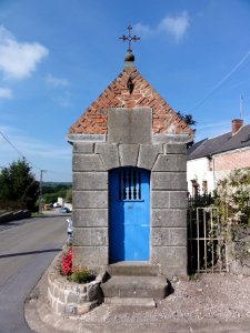 Saint-Hilaire-sur-Helpe (Nord, Fr) chapelle, rue principale