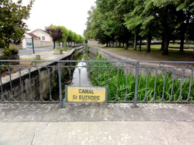Saint-Jean-d'Angély (Charente-Maritime) Canal St.Eutrope