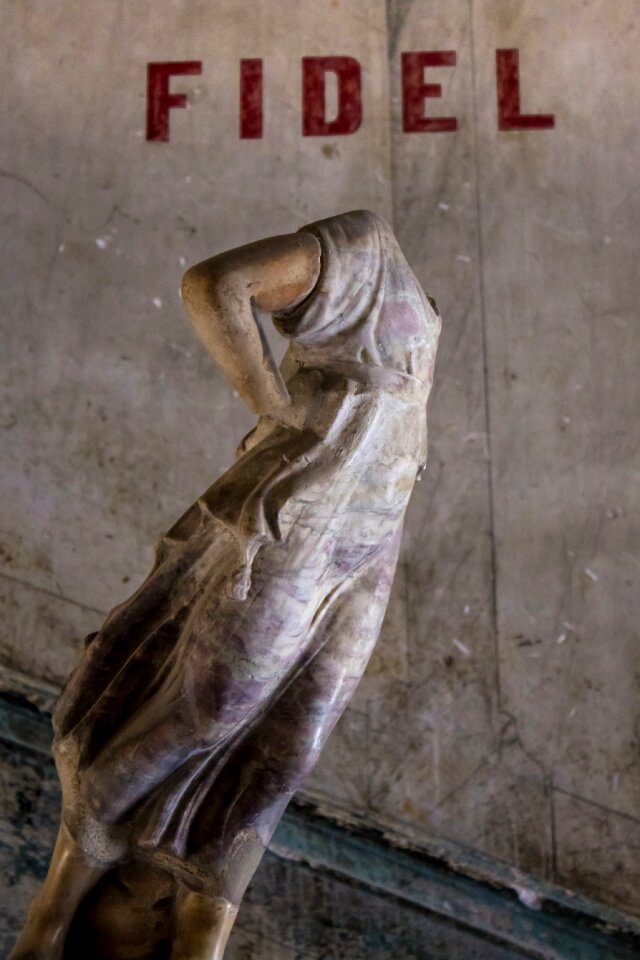 Fidel broken woman