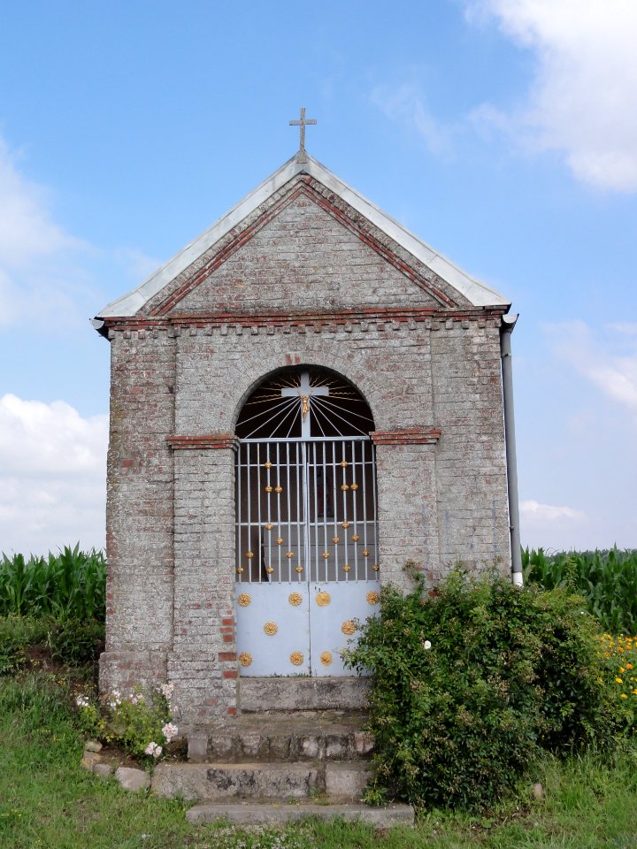 Saint-Martin-sur-Écaillon (Nord, Fr) chapelle sortie vers Solesmes