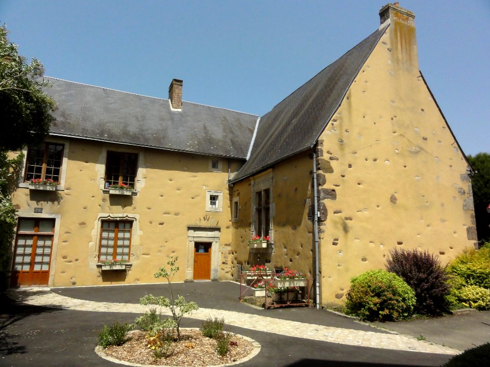 Saint-Rémy-de-Sillé (Sarthe) salle Henri Venut