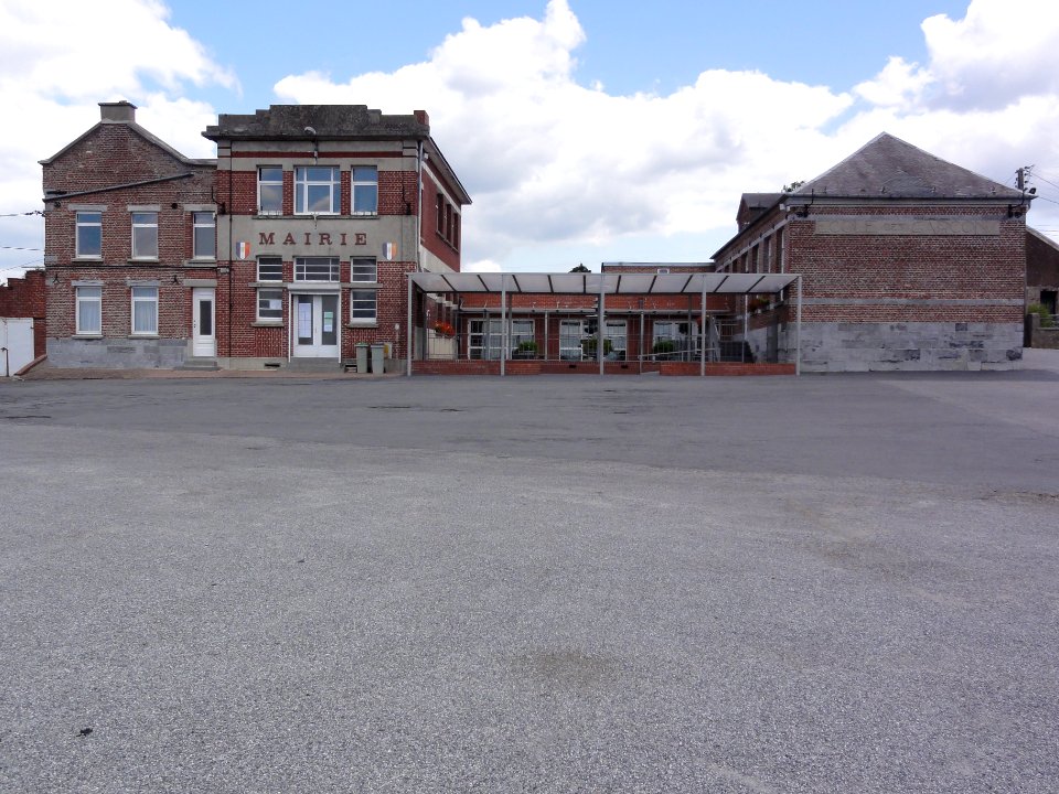 Saint-Remy-du-Nord (Nord, Fr) mairie-école