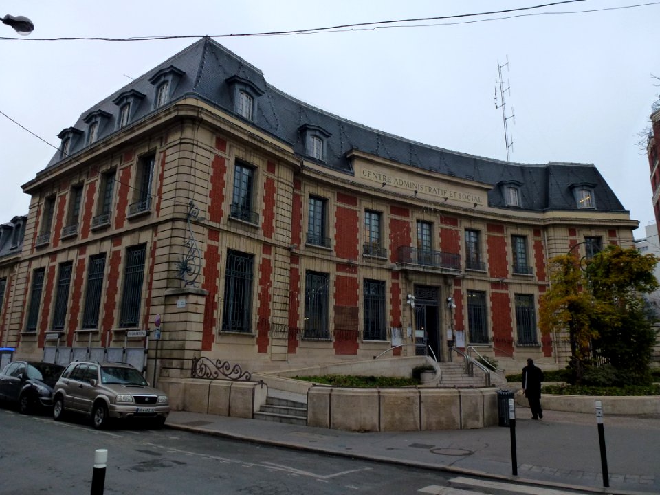 Saint-Ouen (Seine-Saint-Denis) centre administratif et social
