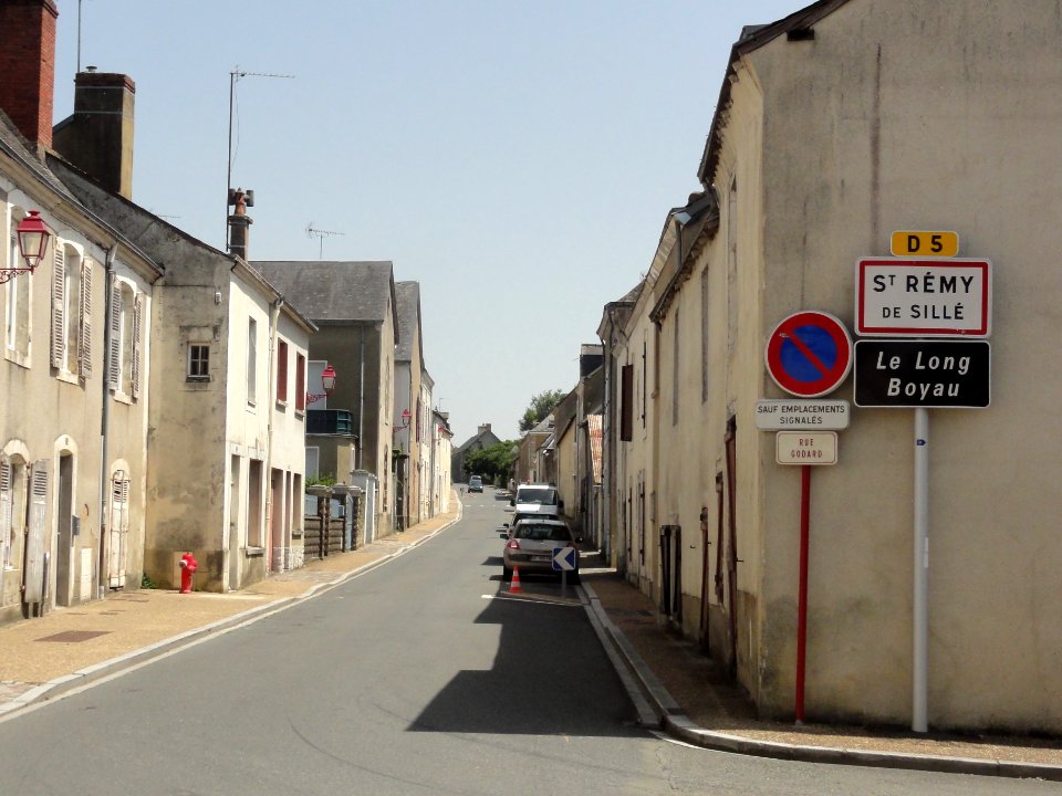Saint-Rémy-de-Sillé (Sarthe) entrée Le Long Boyau