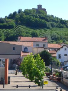 Saint-Romain-le-Puy (Loire, Fr), village et prieuré
